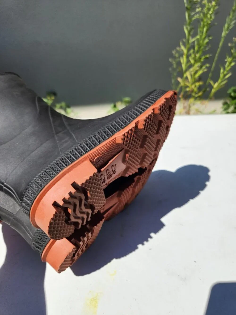 Kid's Juniors Rain Boot Rubber Rainboots Size 2 Unisex Black Excellent